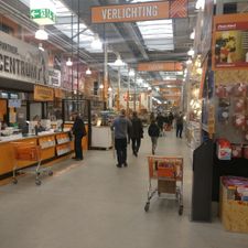 HORNBACH Bouwmarkt Breda