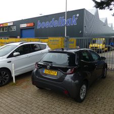 Avis autoverhuur Hoofddorp