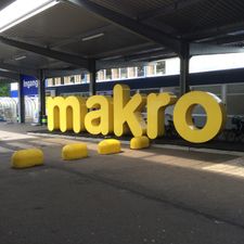 Makro Delft