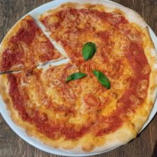 WOODSTONE Pizza and Wine Almere