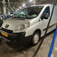 Loogman Carwash Rotterdam - Wasstraat in Rotterdam