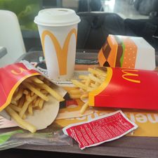 McDonald's Airport Schiphol Lounge 3