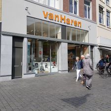 VAN HAREN