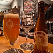 Café 100 Watt