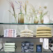 Costes Women