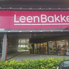 Leen Bakker