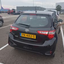 Hertz Autoverhuur - Eindhoven Airport