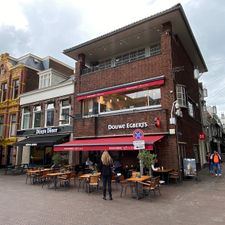 Douwe Egberts Café