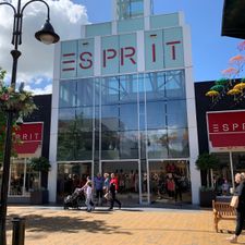 Esprit - Roosendaal Outlet