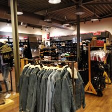 Levi's® Factory Outlet Roosendaal
