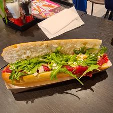 Bakker Bart Ede belegde broodjes & meer