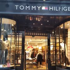 Tommy Hilfiger