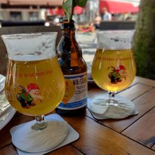Café In Den Ouden Vogelstruys
