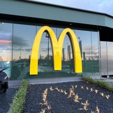 McDonald's Airport Schiphol McDrive Noord