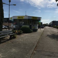 Hertz Autoverhuur - Den Bosch - Rietveldenweg 32c