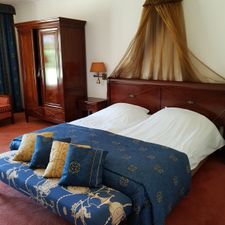 Landhuishotel en Restaurant De Bloemenbeek