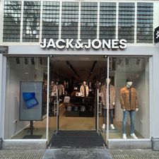 JACK & JONES