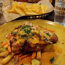 NielZ Café Restaurant