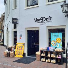 Van Delft Chocolates & Bakery