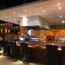 Hosokawa Teppanyaki en Sushi restaurant