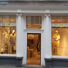 Rijke man af hebben Verwant Bij Max Mara in Den Haag (Hoogstr.) betaal je met creditcards van American  Express, Mastercard en Visa