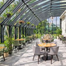 Hotel Flora Batava