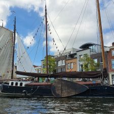 Rondvaart Leiden | stadsrondvaarten | Groepen | Sloep en sup verhuur