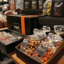 Van Delft Chocolates & Bakery