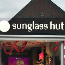 Sunglass Hut