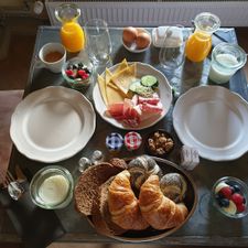 Brasss Hotel Suites