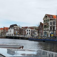 Rondvaart Leiden | stadsrondvaarten | Groepen | Sloep en sup verhuur