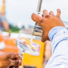 Rooftop Merckt Eten & Drinken