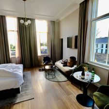 Hotel Flora Batava