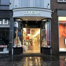 Parfumerie Douglas Den Bosch