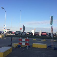 Hertz Autoverhuur - Eindhoven Airport