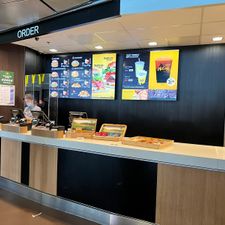 McDonald's Airport Schiphol Lounge 3