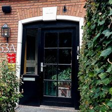 Suzie's & Van Aken