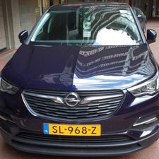 Hertz Autoverhuur - Rotterdam - Central Railway Station