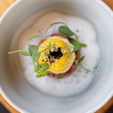 Suzie's & Van Aken