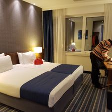 Holiday Inn Express Amsterdam - Sloterdijk Station by IHG