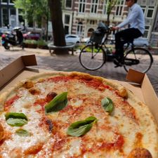 De Pizzabakkers Leliegracht To Go