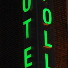 Apollo Hotel