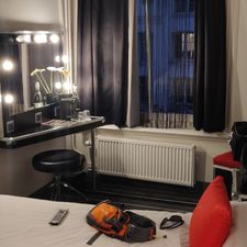Backstage Hotel