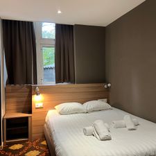 Aston city Hotel