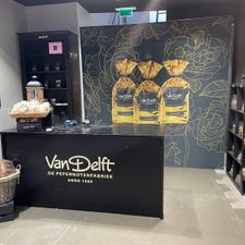 Van Delft Chocolates & Bakery