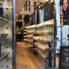 Van Delft Chocolates & Bakery