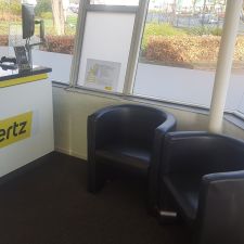 Hertz Autoverhuur - Den Bosch - Rietveldenweg 32c HLE