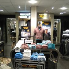 Van Uffelen Mode - Leerdam