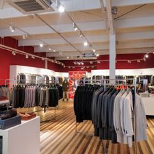 Suitsupply Lelystad