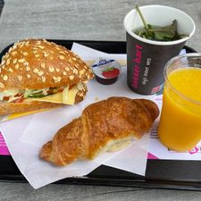 Bakker Bart Roermond Kazerneplein